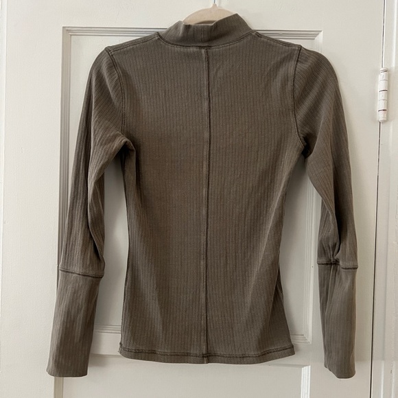 Intimately Free People The Rickie top army green long sleeve ribbed mock neck - Picture 8 of 8